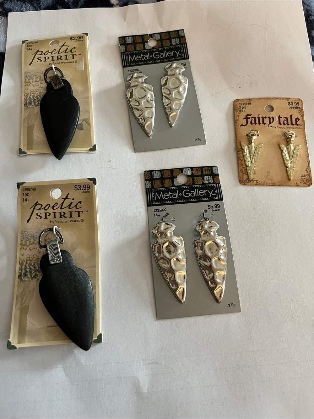 Metal-Gallery & Poetic Spirit Mixed Earring and Pendant Lot - Silver and Black